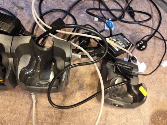 4 stk. MOTOROLA håndscannere m. ladestationer