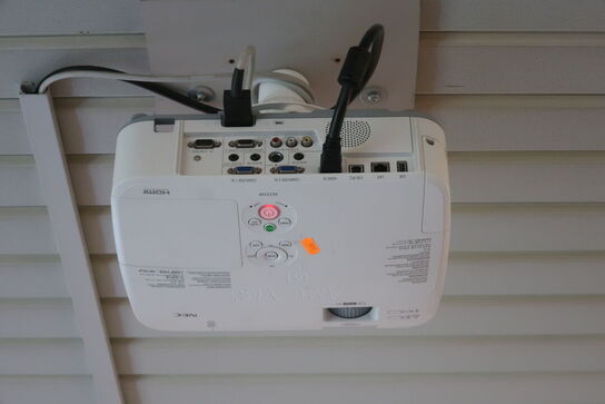 Projektor NEC ME311W inkl. lærred