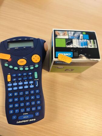 Labelmaskine DYMO LabelPOINT 200