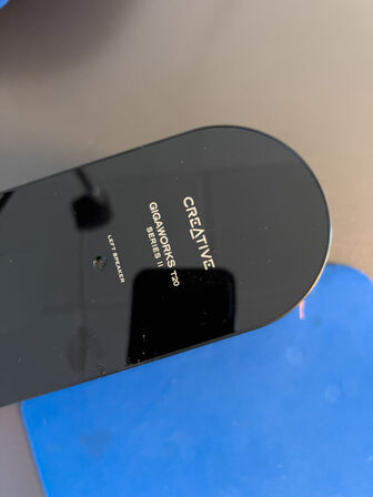 Projektor NEC ME311W inkl. lærred & CREATIVE højttalere