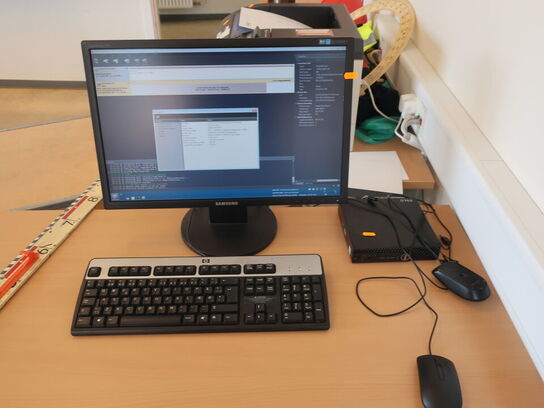 DELL OptiPlex 3050 | Intel i5-7500T | 8 GB | 256 GB SSD | SAMSUNG 22" skærm