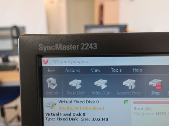 DELL OptiPlex 3050 | Intel i5-7500T | 8 GB | 256 GB SSD | SAMSUNG 22" skærm