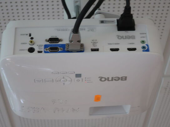 Projektor BENQ MW612 inkl. lærred
