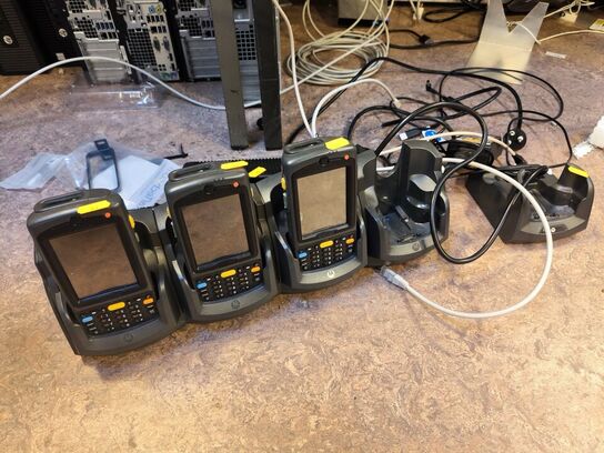 4 stk. MOTOROLA håndscannere m. ladestationer
