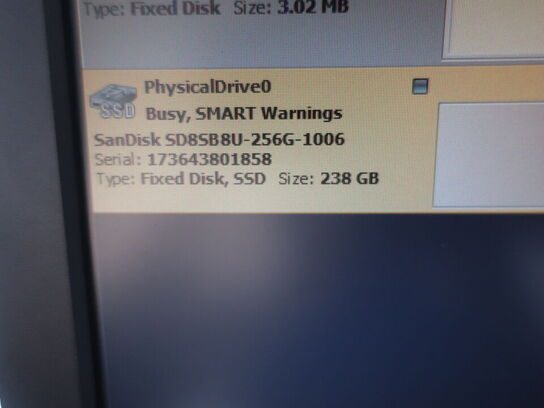 HP ProDesk | Intel i5-7500 | 8 GB | 256 GB SSD | HP 22" skærm