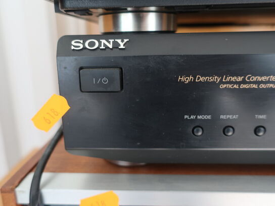 Hi-Fi udstyr, TANDBERG HULDRA 10 reciever, ROTEL, MARANTZ & SONY cd afspillere