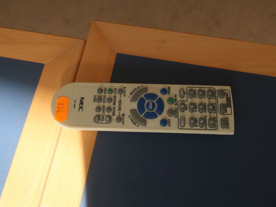 Projektor NEC ME301W inkl. lærred