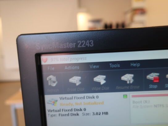 DELL OptiPlex 3050 | Intel i5-7500T | 8 GB | 256 GB SSD | SAMSUNG 22" skærm