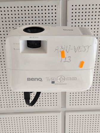 Projektor BENQ MW620 inkl. lærred