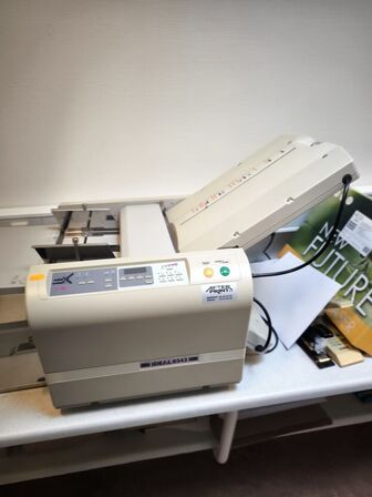 Papirfolder IDEAL 8343