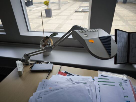 27" HP EliteDisplay E273, tastatur m.v.