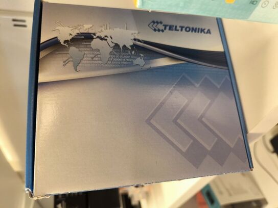 Industrirouter TELTONIKA RUT240 m. 4G LTE modem (ubrugt)