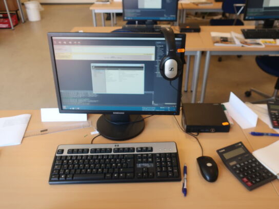 DELL OptiPlex 3050 | Intel i5-7500T | 8 GB | 256 GB SSD | SAMSUNG 22" skærm