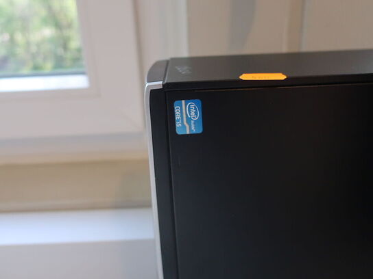 HP Desktop | Intel i5-3470 | 8 GB | 128 GB SSD | HP 23" skærm