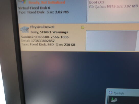 HP ProDesk | Intel i5-7500 | 8 GB | 256 GB SSD | HP 22" skærm