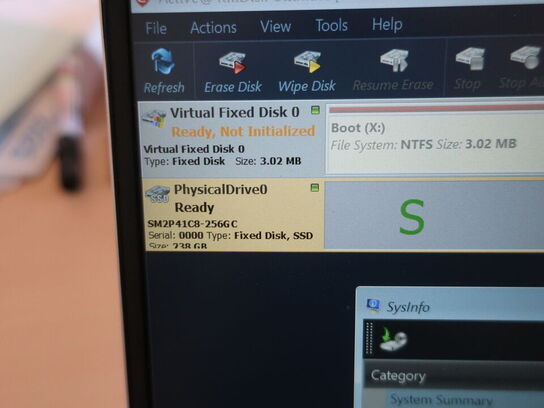 Bærbar PC HP ProBook 445 G10 AMD Ryzen 3 7330U | 8 GB | 256 GB NVMe