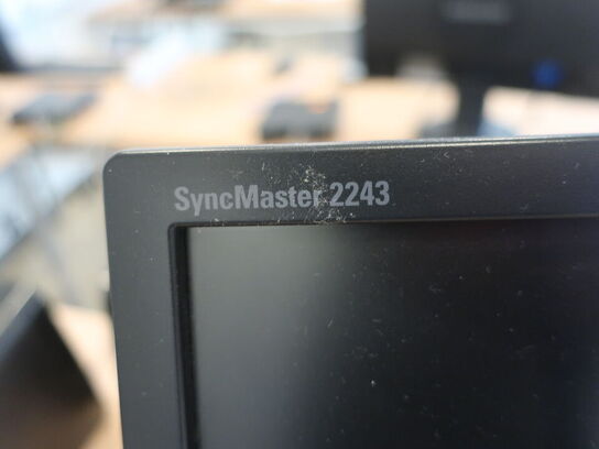 Div. IT udstyr, 22" SAMSUNG skærm, splitter m.v.