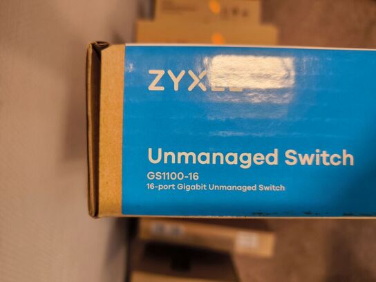 Netværksswitch ZYXEL GS1100-16 16 port (ubrugt)