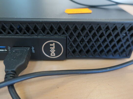 DELL OptiPlex 3050 | Intel i5-7500T | 8 GB | 256 GB SSD | SAMSUNG 22" skærm