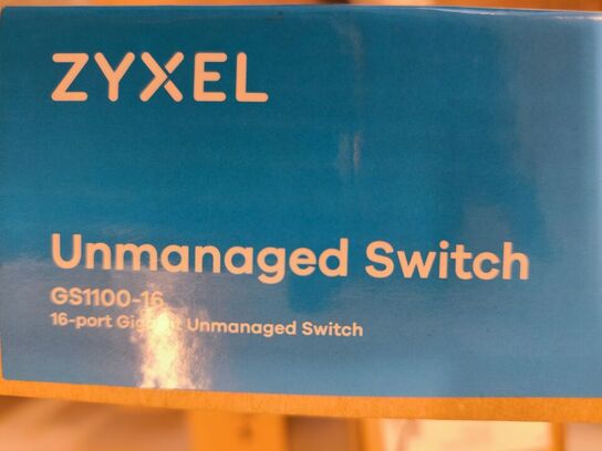 Netværksswitch ZYXEL GS1100-16 16 port (ubrugt)