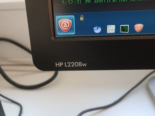 HP ProDesk | Intel i5-7500 | 8 GB | 256 GB SSD | HP 22" skærm