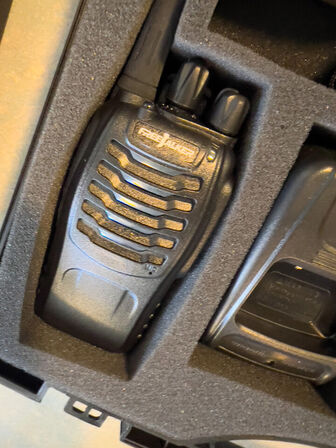 2 sæt håndradioer FREETALKER