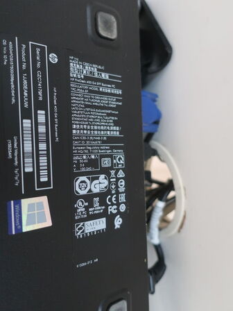 HP ProDesk | Intel i5-7500 | 8 GB | 256 GB SSD | HP 22" skærm