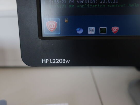 HP ProDesk | Intel i5-7500 | 8 GB | 256 GB SSD | HP 22" skærm