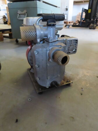 Honda motor WB15