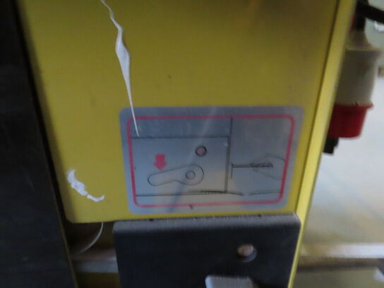 Cyklop omsnøringsmaskine