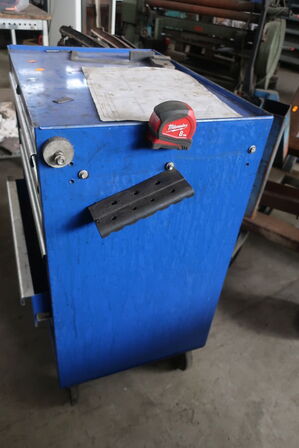 Værktøjsvogn med div. Værktøj