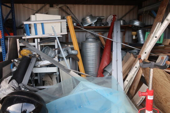 Gearkasseløfter, div. jern, træ, udsugningsdele m.m.