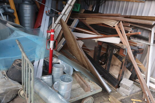 Gearkasseløfter, div. jern, træ, udsugningsdele m.m.