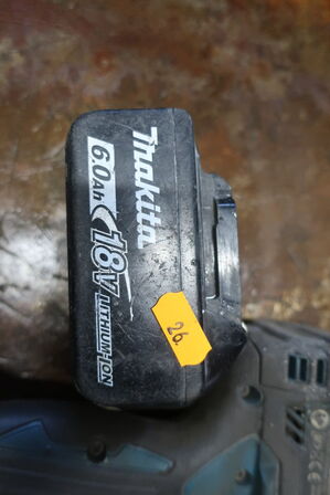 2 stk. akku håndværktøj MAKITA DDF484 med 3 stk. batterier