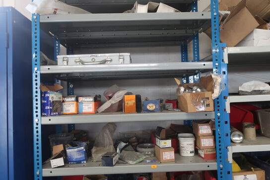 3 stk. lagerreoler med div. Værktøj, varelager, reservedele m.m.