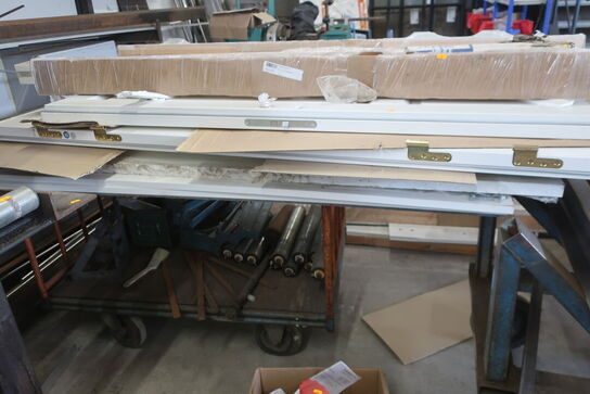 Div. Døre samt karme