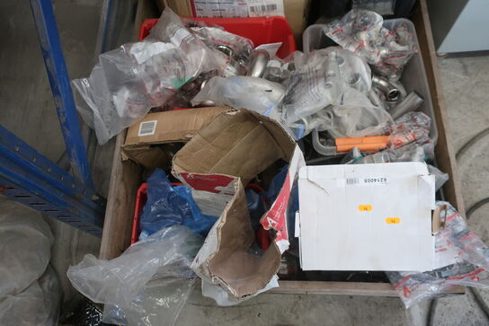 Palle med div. Fittings m.m.