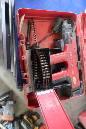 Sømpistol HILTI DX 450