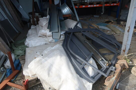 Div. varelager, reservedele, wienerstige, multistige m.m.