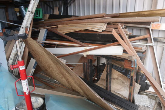 Gearkasseløfter, div. jern, træ, udsugningsdele m.m.