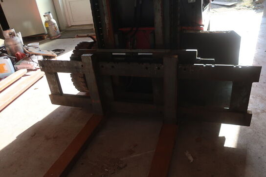 Gas Gaffeltruck LINDE H30T