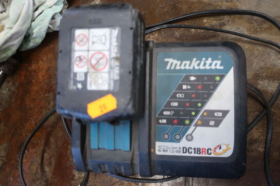 Akku blindnittepistol MAKITA DRV150 med 2 stk. batterier og lader