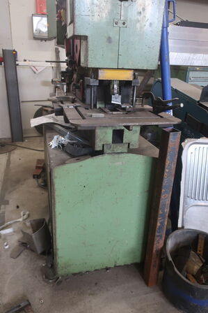 Profiljernsaks MUBEA HIW 550