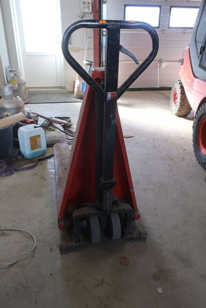 Sakseløfter DANSK NIELS BO