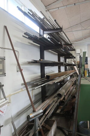 Grenreol med div. Jern