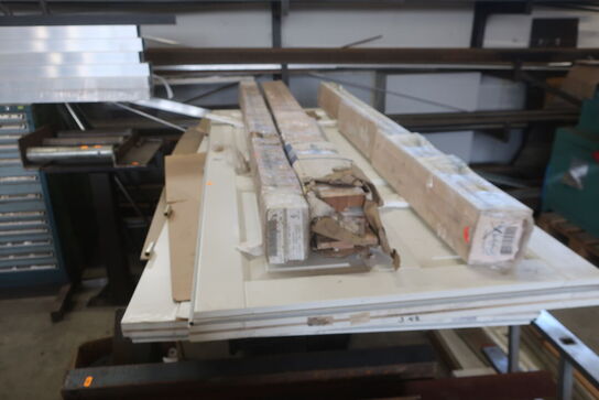 Div. Døre samt karme