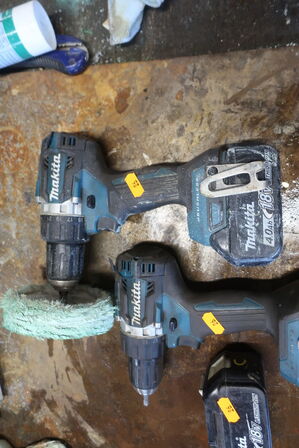 2 stk. akku håndværktøj MAKITA DDF484 med 3 stk. batterier