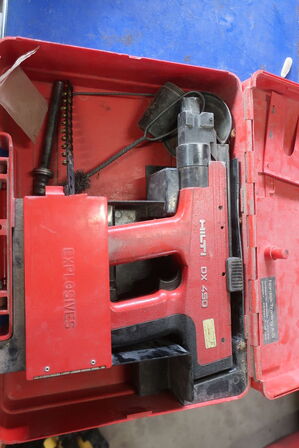 Sømpistol HILTI DX 450