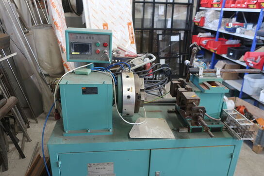 Svejseværk PANASONIC YD-350GL W med svejserundbord