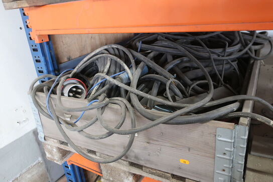 Palle med div. Kabler